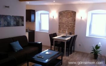 Apartment Toma, private accommodation in city Šibenik, Croatia